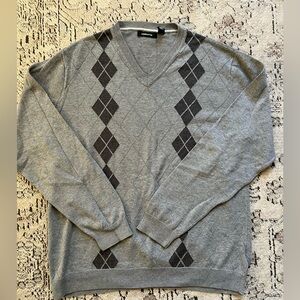 Claiborne Men’s Grey Argyle Long Sleeve V Neck Pullover Sweater Size L